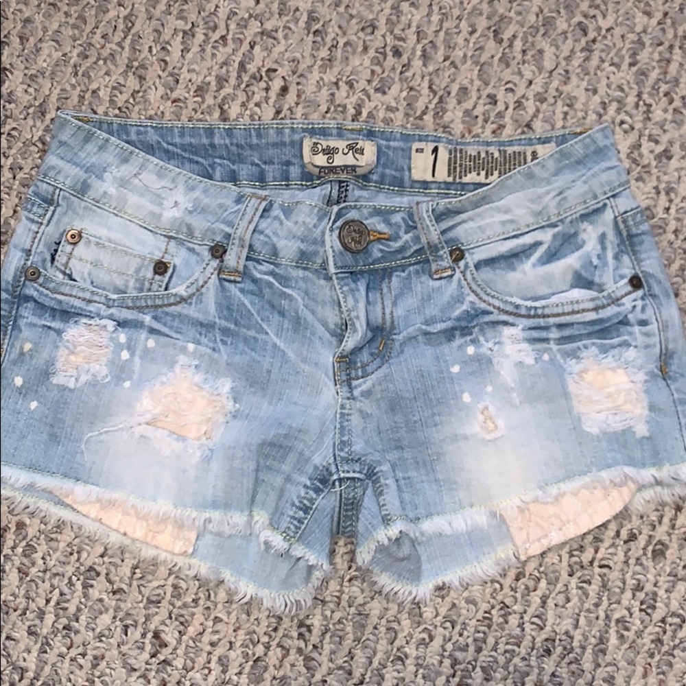 Indigo Rein Jean Shorts with lace pockets